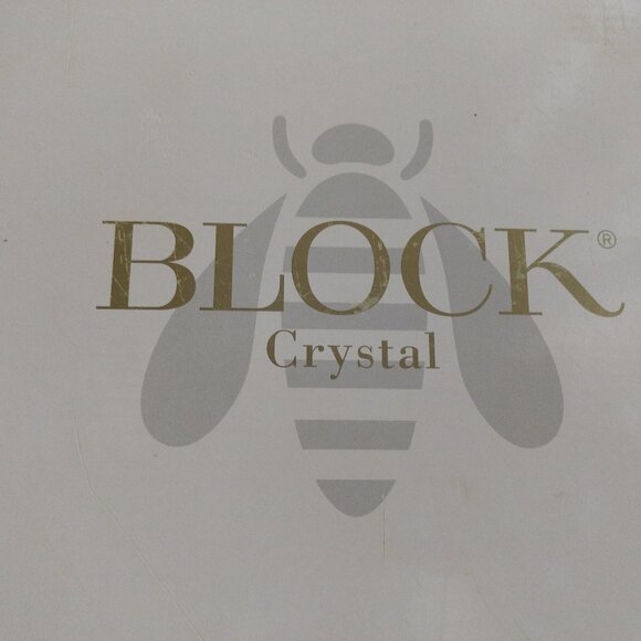 Block Crystal Frosted Tulip 15" Round Platter - Picture 2 of 2